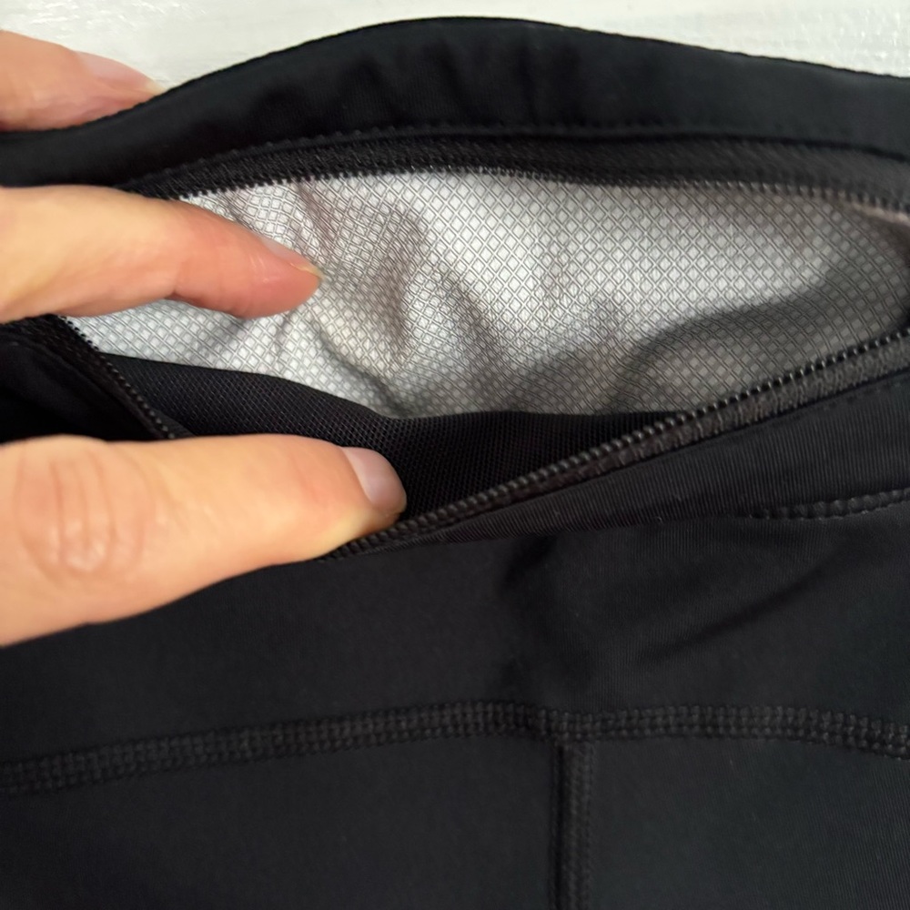 Nike Dri-FIT Crop Black Leggings - Picture 8 of 11